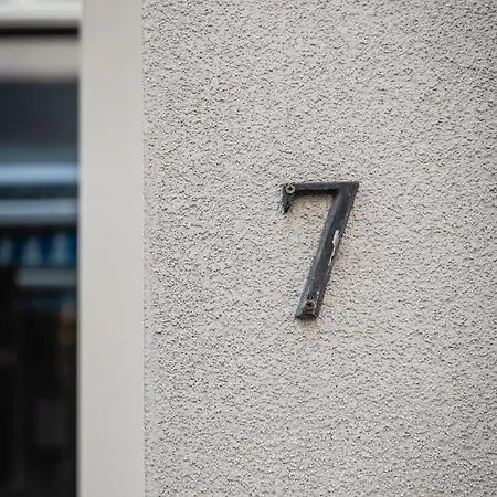 Dwarsstraat 7, * Oostende